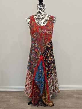Sleeveless Red Patchwork Maxi Dress with Mixed Prints